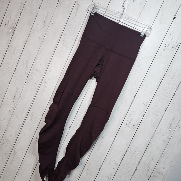 Lululemon Women's Wunder Under Stirrup Leggings Bordeaux Drama Pants Size 6. - Picture 6 of 12